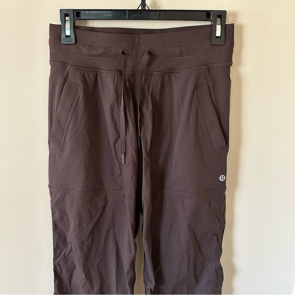 Lululemon Dance Studio Mid-Rise Pant in Espresso - Picture 4 of 7